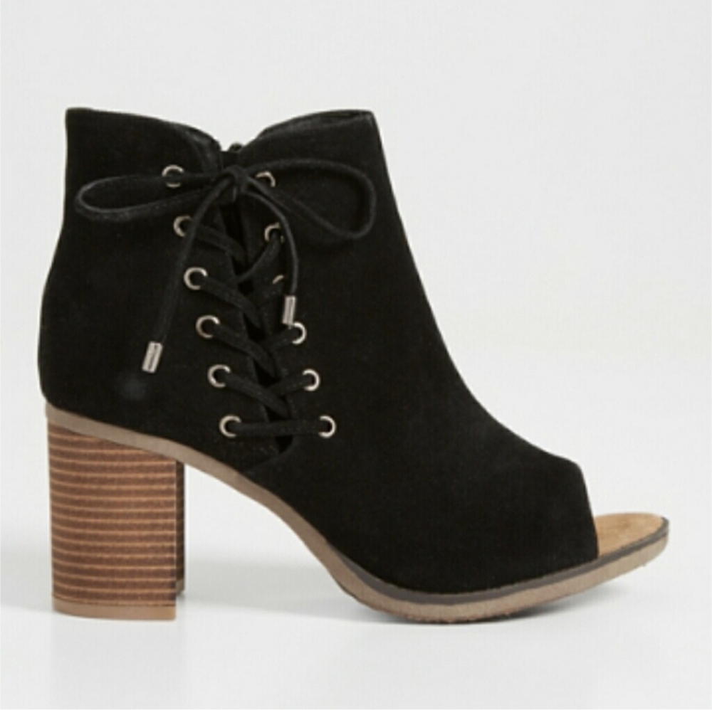 Maurices Bria Lace-Up Open Toed Heeled Boot 7M